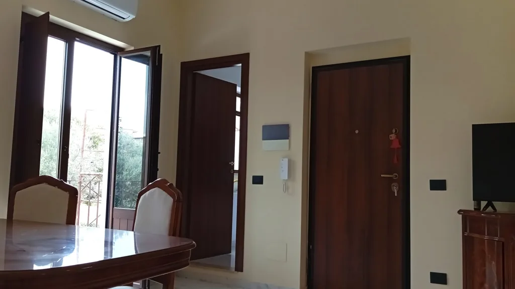 Panoramica Soggiorno - MPA Piazza Roma Apartment - MYVACANZY - Immobilfin Milazzo