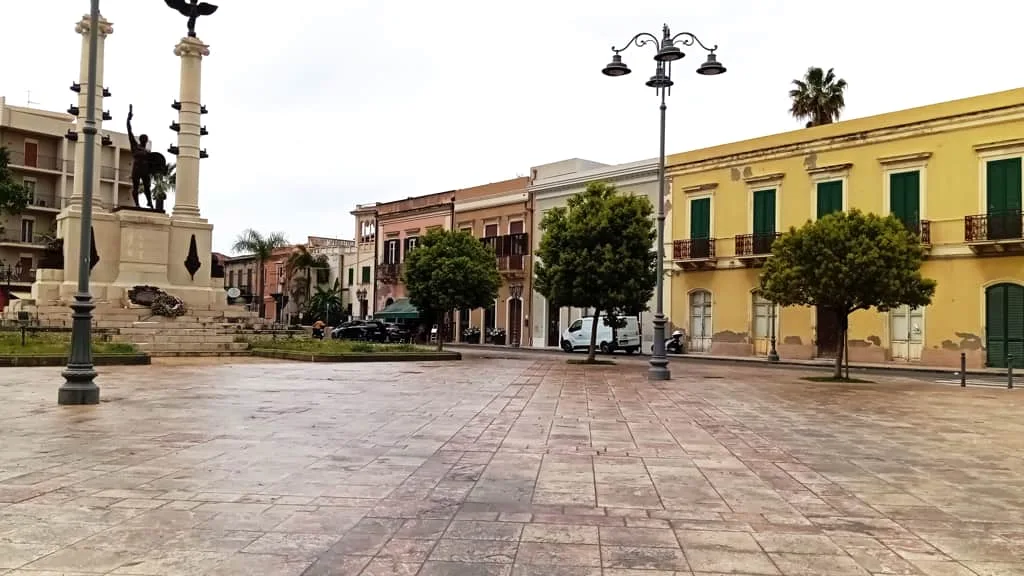 Vista Esterna - MPA Piazza Roma Apartment - MYVACANZY - Immobilfin Milazzo