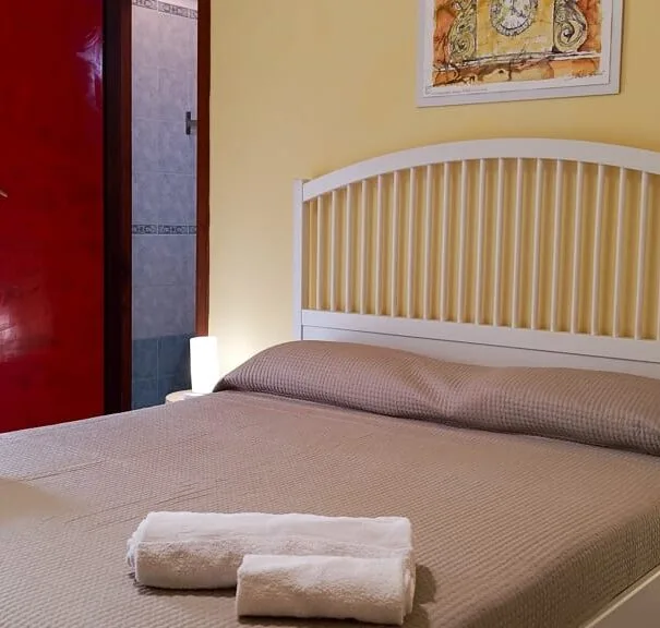 Camera Matrimoniale con Bagno Privato - MYVACANZY - Immobilfin Milazzo